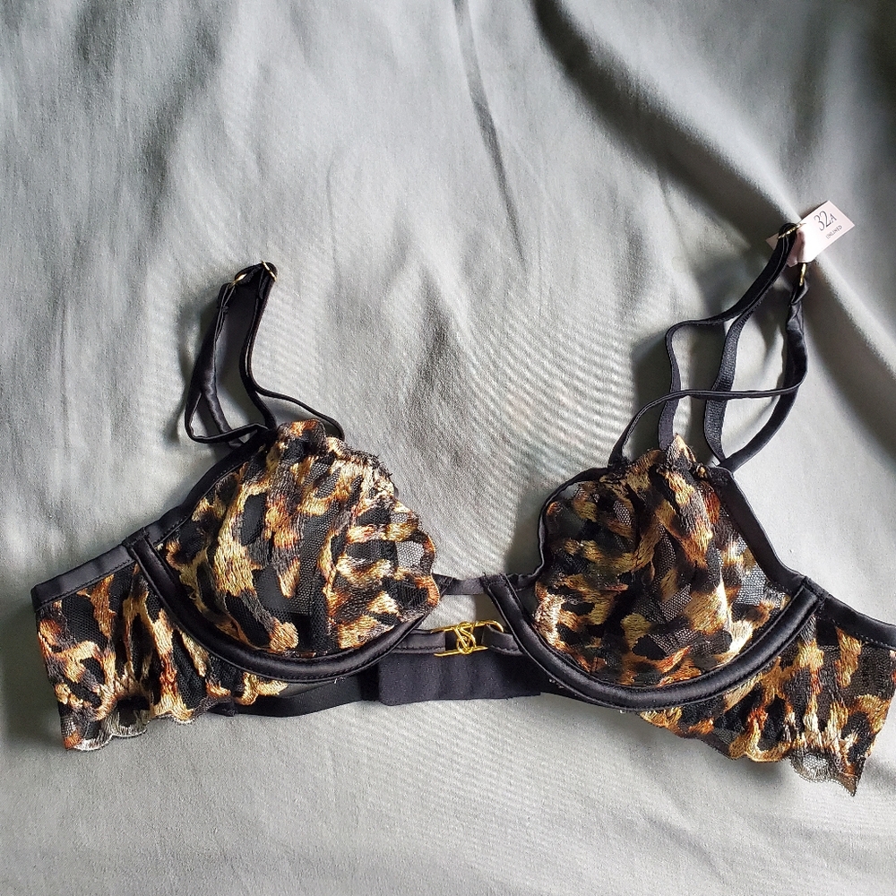 Sexy Brand New Animal Print Bra 32A